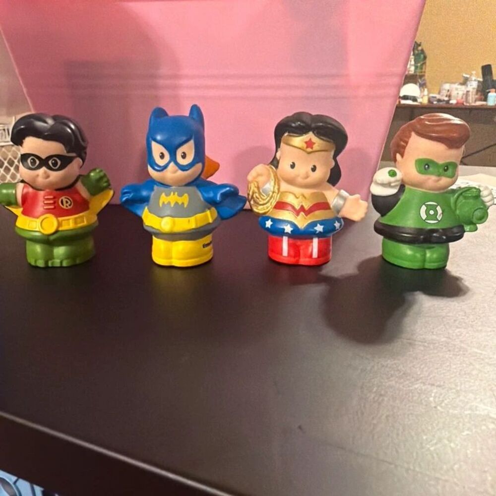 DC Lil people Fisher-Price